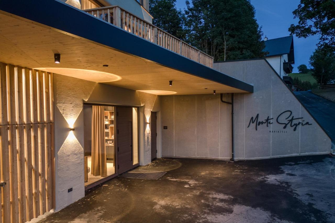 Hideaway Hotel Montestyria Chalets & Suiten Mariazell Exterior foto