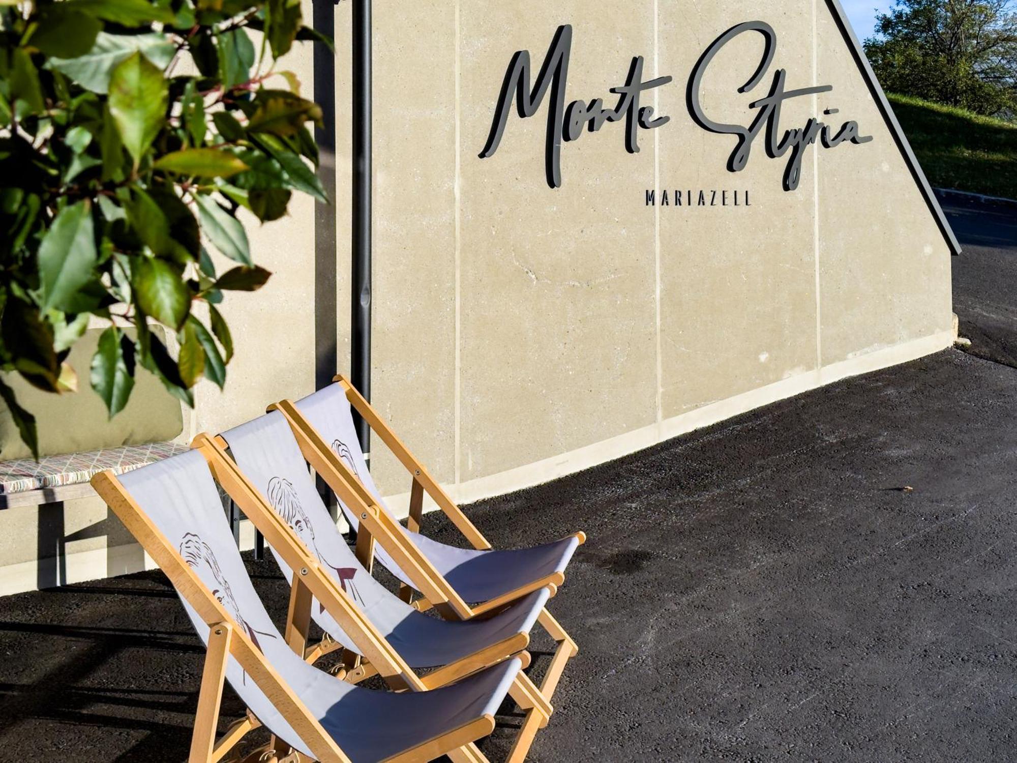 Hideaway Hotel Montestyria Chalets & Suiten Mariazell Exterior foto